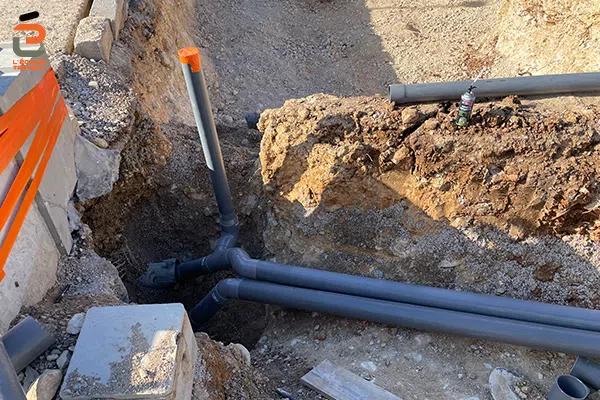 Pose de réseau d'évacuation PVC pour une maison individuelle à Mus