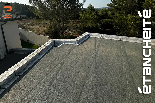 Etancheité autoprotégée sur toit terrasse de villa à Lunel