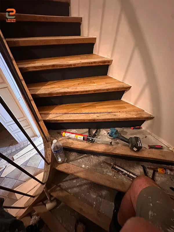 Rénovation d'un escalier en bois à Nîmes