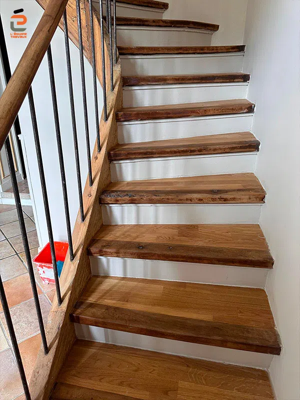 Rénovation d'un escalier en bois à Nîmes