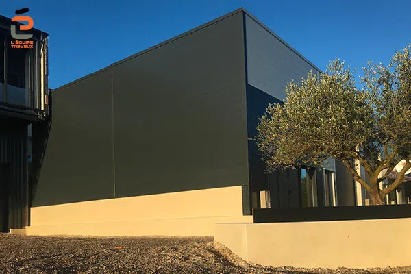 portfolio-page-bureaux-entrepots-vergeze.html